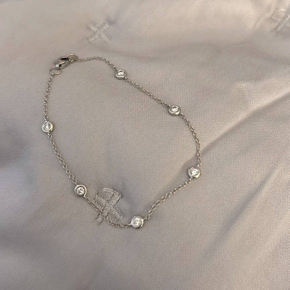 Ring Concierge Diamond bezel station bracelet - Picture 2 of 7